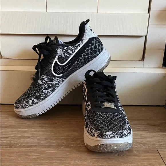 Nike Air Force 1 Fly Knit - Picture 1 of 8